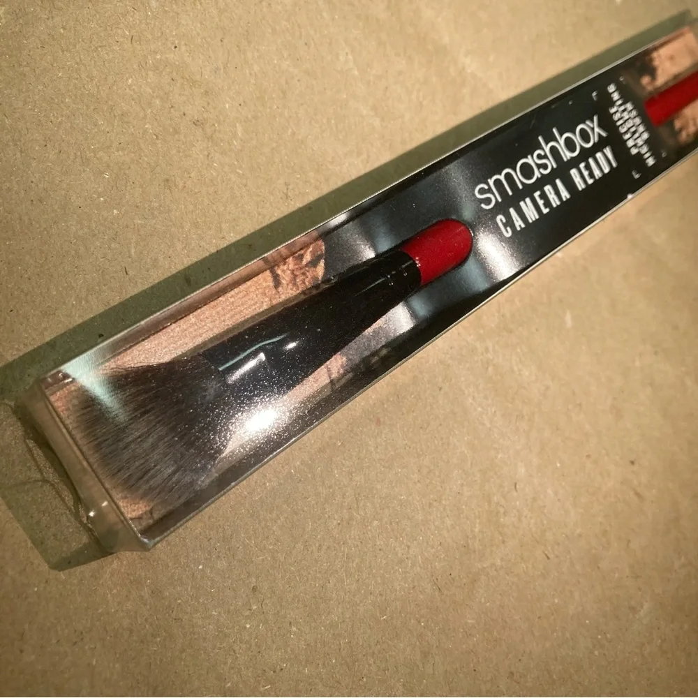 Smashbox highlighting brush
